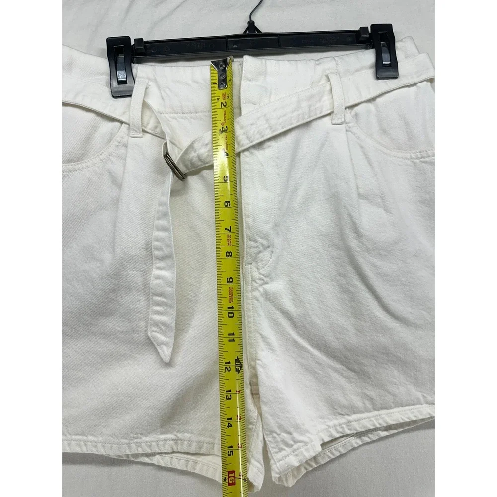 Uniqlo Jeans Womens 26 White‎ Belted High Waist Pleated Denim Shorts